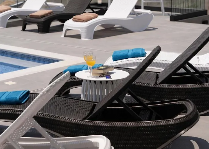 ヴィラ Exclusive 7-bdr With Panoramic Views & Saltwater Swimming Pool!