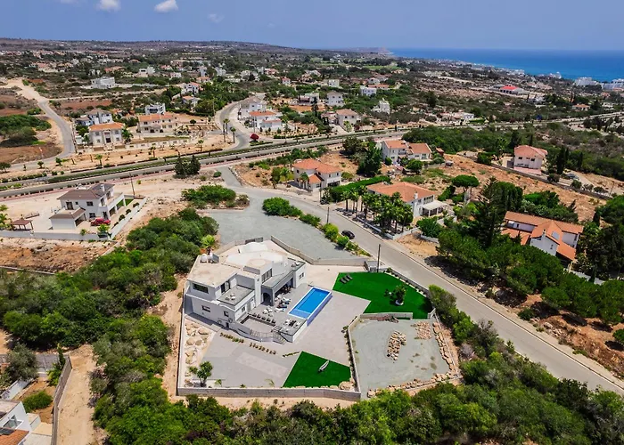 Exclusive 7-bdr With Panoramic Views & Saltwater Swimming Pool! ヴィラ アヤナパ