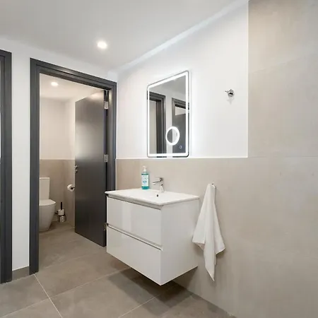 Βίλα Exclusive 7-bdr With Panoramic Views & Saltwater Swimming Pool! *