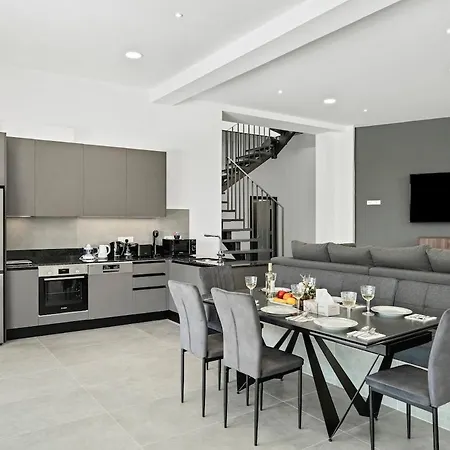 Exclusive 7-bdr With Panoramic Views & Saltwater Swimming Pool! Βίλα Αγία Νάπα