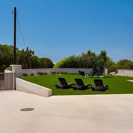 Exclusive 7-bdr With Panoramic Views & Saltwater Swimming Pool! * Αγία Νάπα