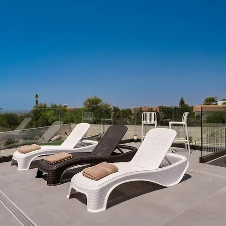 Exclusive 7-bdr With Panoramic Views & Saltwater Swimming Pool! Βίλα Αγία Νάπα