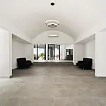 别墅 Exclusive 7-bdr With Panoramic Views & Saltwater Swimming Pool!