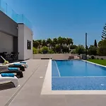别墅 Exclusive 7-bdr With Panoramic Views & Saltwater Swimming Pool! 圣纳帕