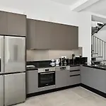 Exclusive 7-bdr With Panoramic Views & Saltwater Swimming Pool! 圣纳帕