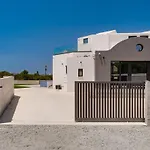 别墅 Exclusive 7-bdr With Panoramic Views & Saltwater Swimming Pool!