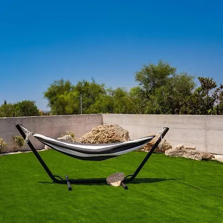 Exclusive 7-bdr With Panoramic Views & Saltwater Swimming Pool! Вилла *