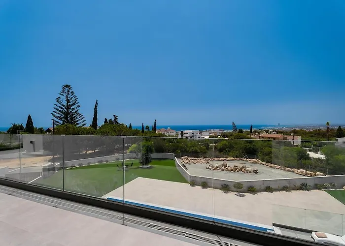 Exclusive 7-bdr With Panoramic Views & Saltwater Swimming Pool! Villa Agia Napa