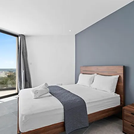 Exclusive 7-bdr With Panoramic Views & Saltwater Swimming Pool! Ajía Nápa