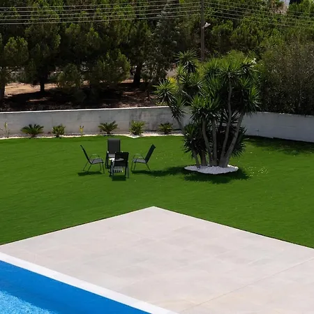 Exclusive 7-bdr With Panoramic Views & Saltwater Swimming Pool! *